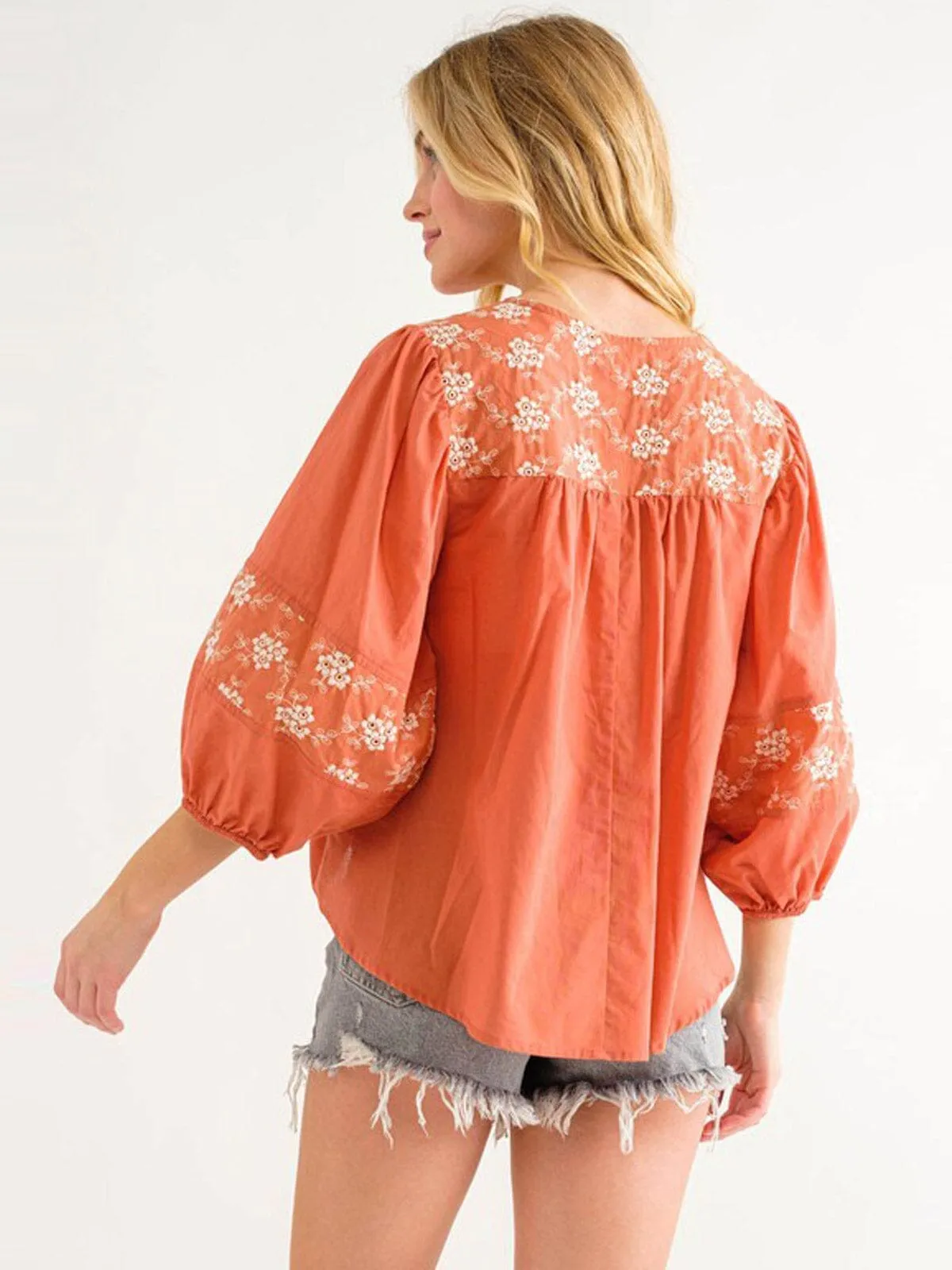 WOMEN'S 3/4 SLEEVES EMBROIDRY FLORAL BLOUSE TOP