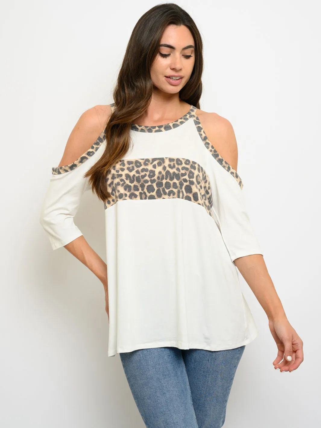 WOMEN'S COLD SHOULDER ANIMNAL PRINT TOP