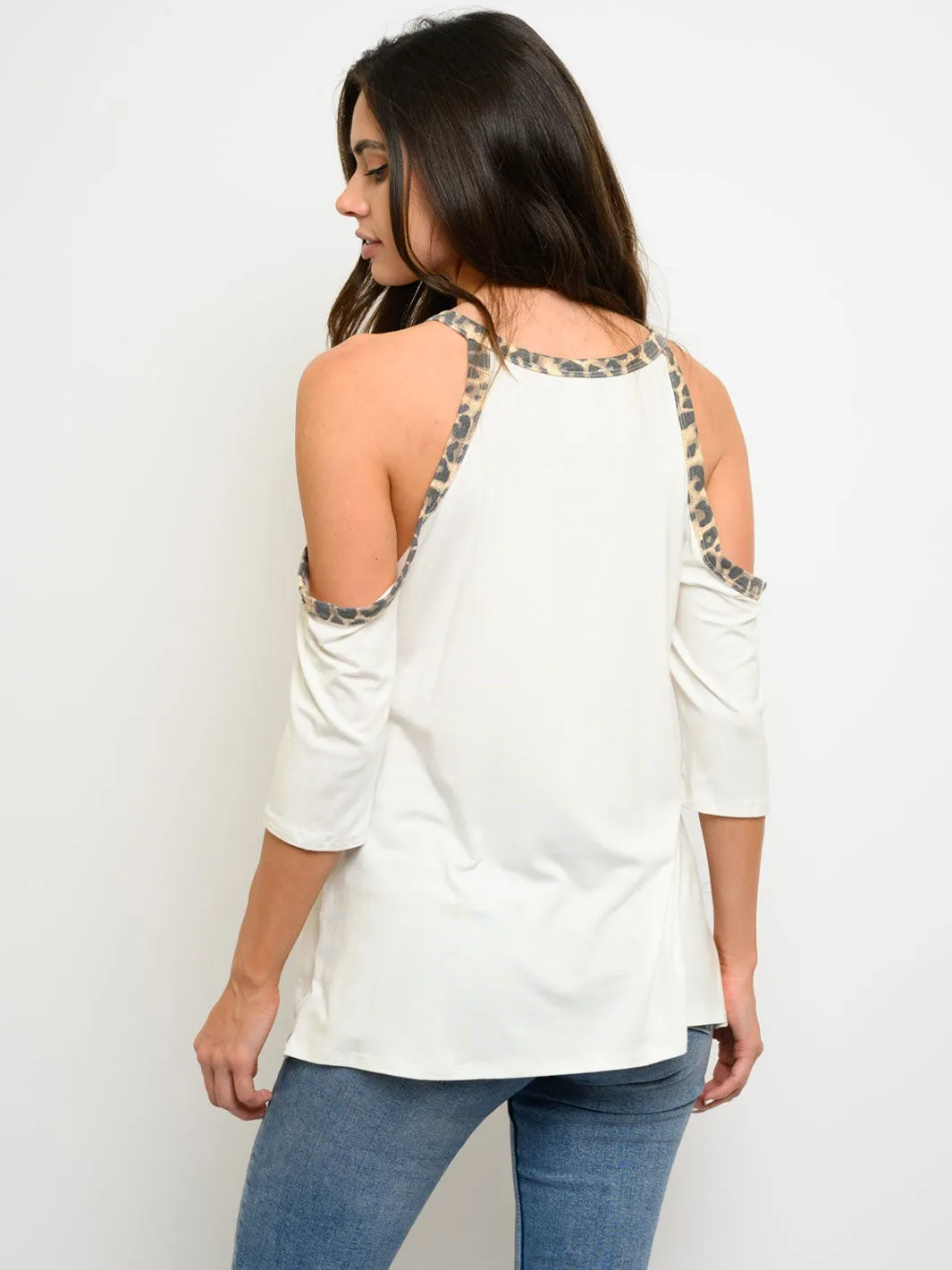 WOMEN'S COLD SHOULDER ANIMNAL PRINT TOP
