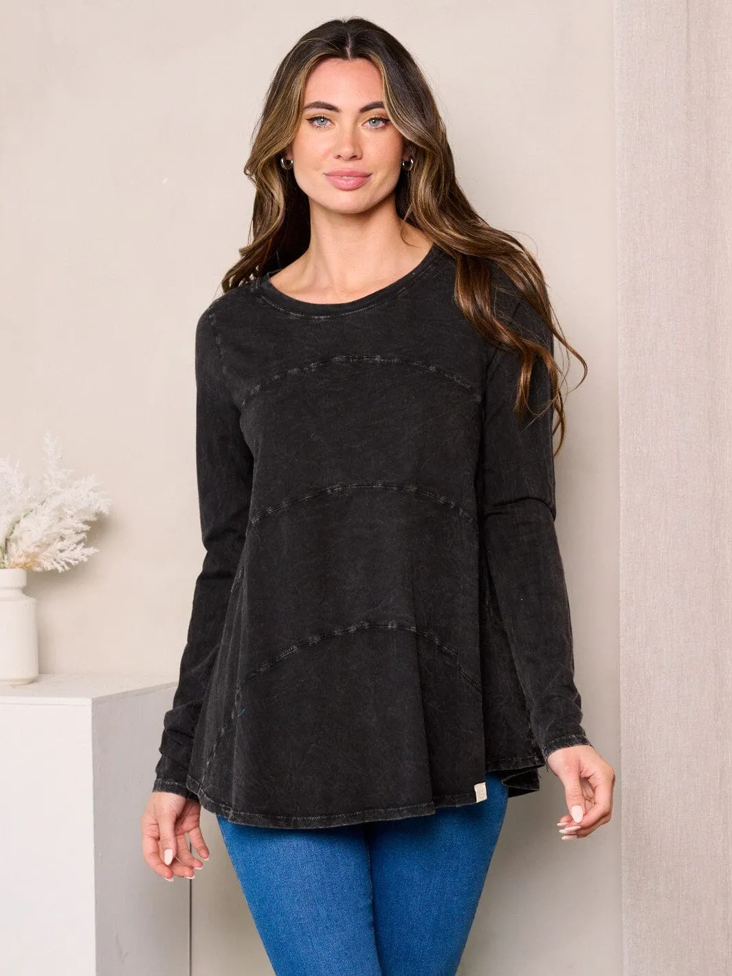 WOMEN'S LONG SLEEVES TIERED LOOSE FIT TOP