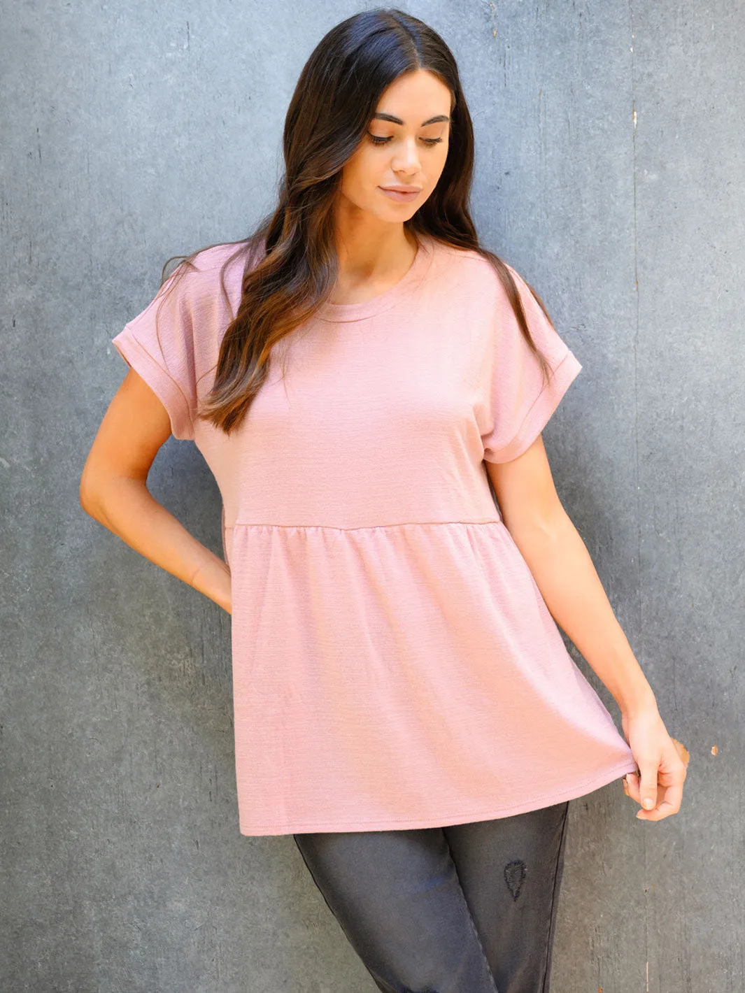 WOMEN'S SHORT SLEEVE SOLID BABYDOLL KNIT TOP