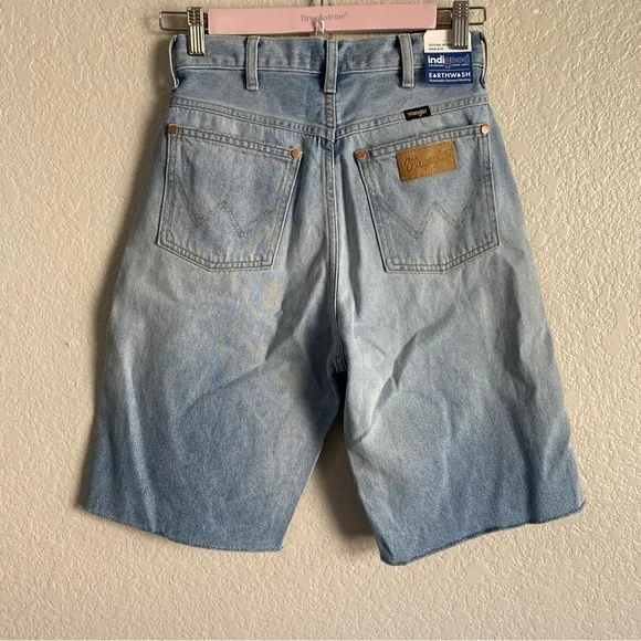 Women’s Wrangler Festival Bermuda High Rise Shorts