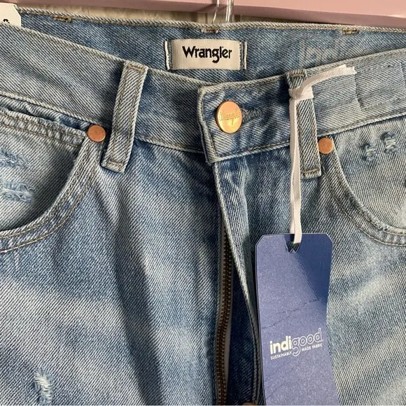 Women’s Wrangler Festival Bermuda High Rise Shorts